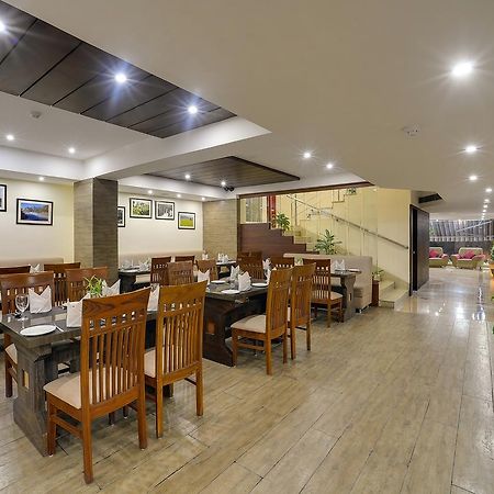 Cygnett Inn Repose Guwahati Buitenkant foto
