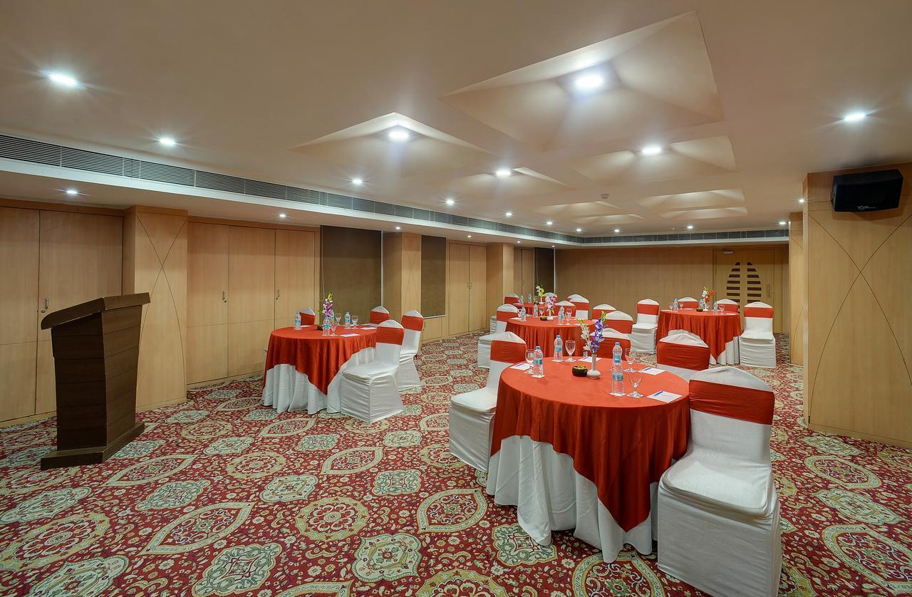 Cygnett Inn Repose Guwahati Buitenkant foto