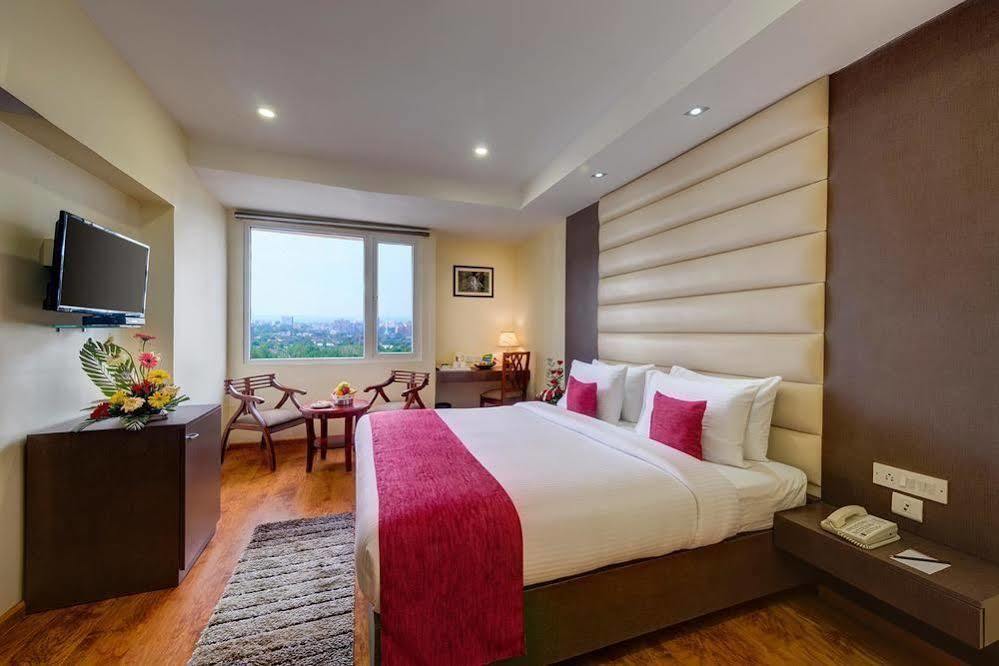 Cygnett Inn Repose Guwahati Buitenkant foto
